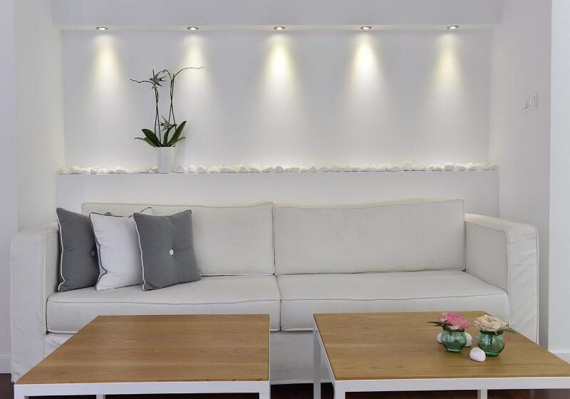 酒店 Apollon Boutique