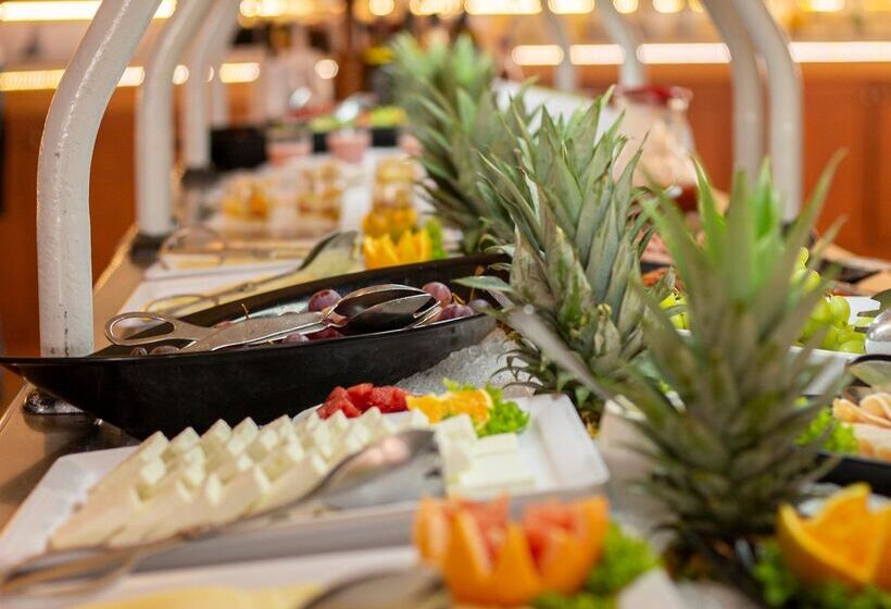 בית מלון כפרי Aquila Porto Rethymno