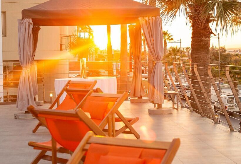 בית מלון כפרי Aquila Porto Rethymno