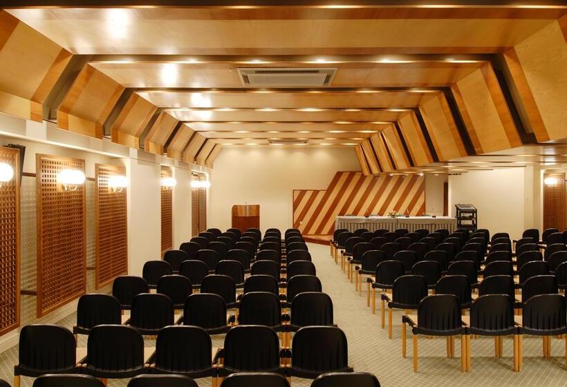 בית מלון כפרי Aquila Porto Rethymno