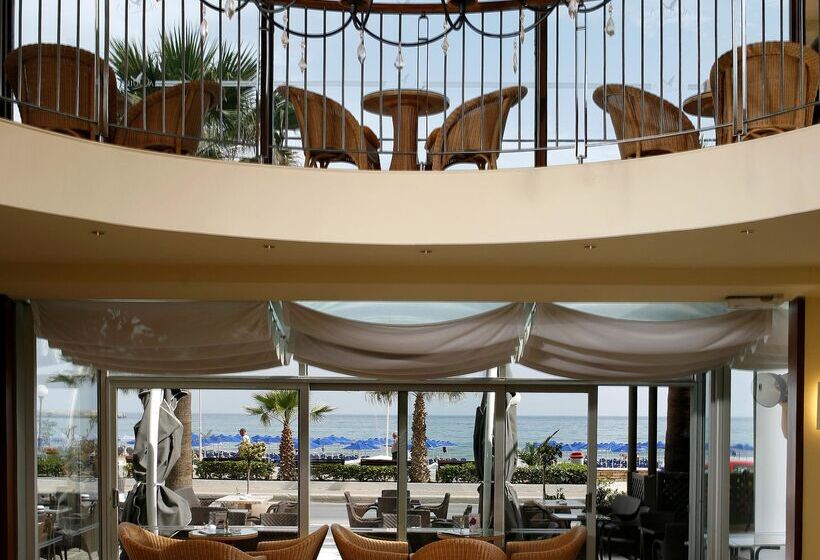 בית מלון כפרי Aquila Porto Rethymno