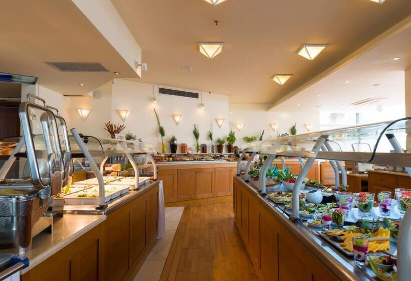 בית מלון כפרי Aquila Porto Rethymno