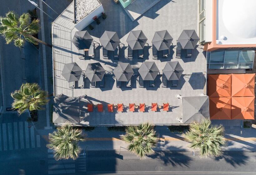 בית מלון כפרי Aquila Porto Rethymno