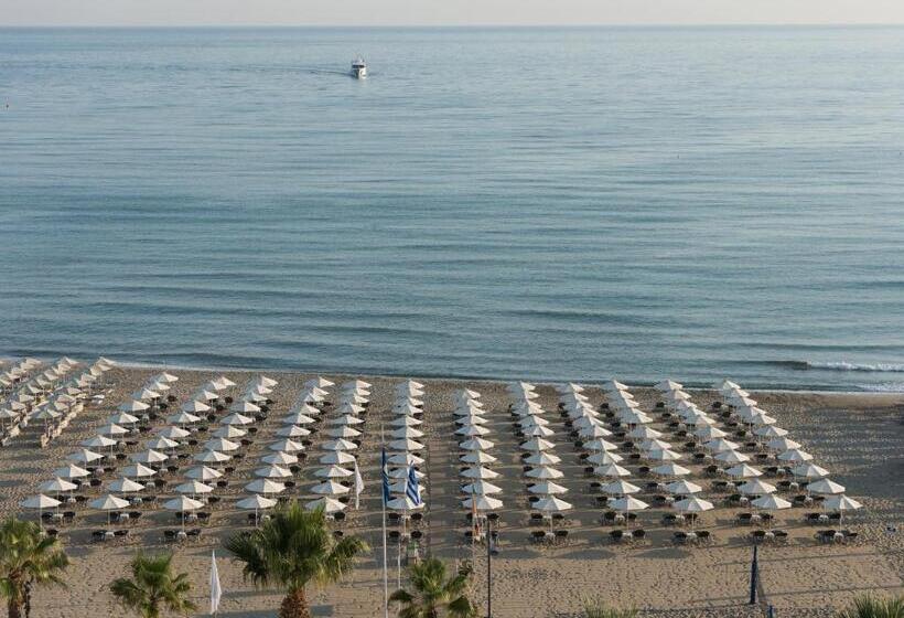 בית מלון כפרי Aquila Porto Rethymno