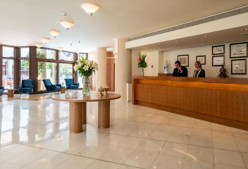 בית מלון כפרי Aquila Porto Rethymno