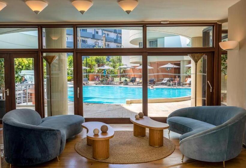 בית מלון כפרי Aquila Porto Rethymno