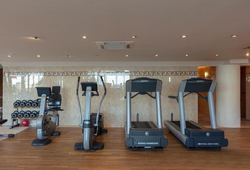 בית מלון כפרי Aquila Porto Rethymno