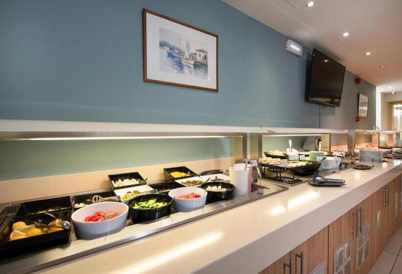 ホテル Atrion Resort