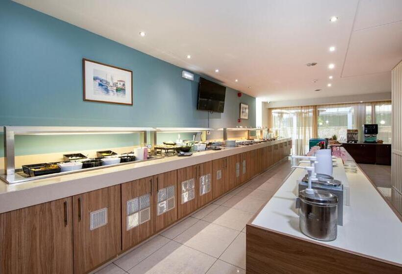 ホテル Atrion Resort