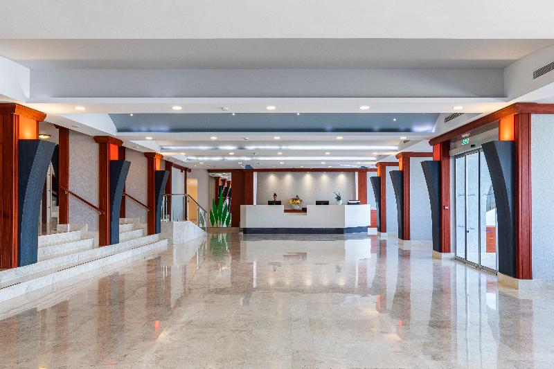 فندق Belair Beach