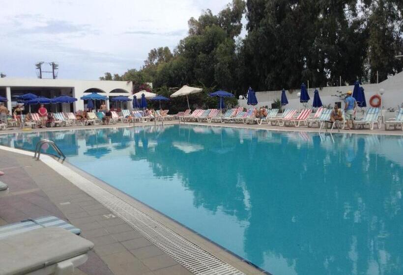 فندق Belair Beach