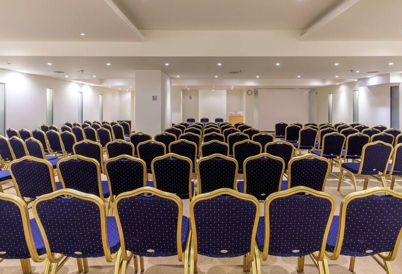 Best Western Plus Hotel Plaza