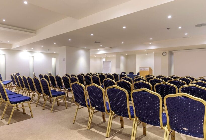 Best Western Plus Hotel Plaza