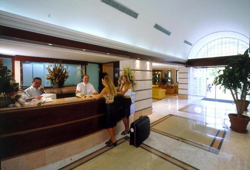 ホテル Calypso Palace