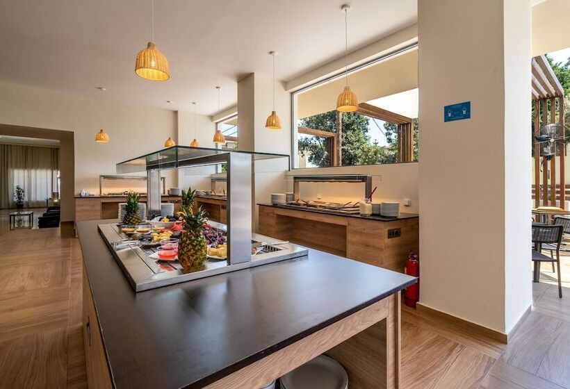 בית מלון כפרי Castellum Suites   All Inclusive