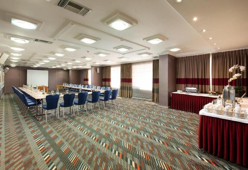 호텔 Crowne Plaza Athens City Centre, An Ihg