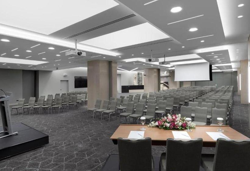 호텔 Crowne Plaza Athens City Centre, An Ihg