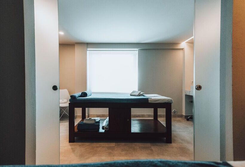 酒店 Eliros Mare Beachfront Poem