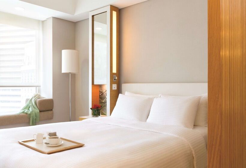 هتل Jen Hong Kong By Shangrila