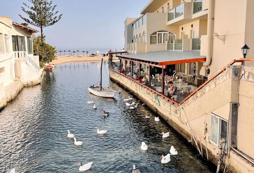 酒店 Kalyves Beach