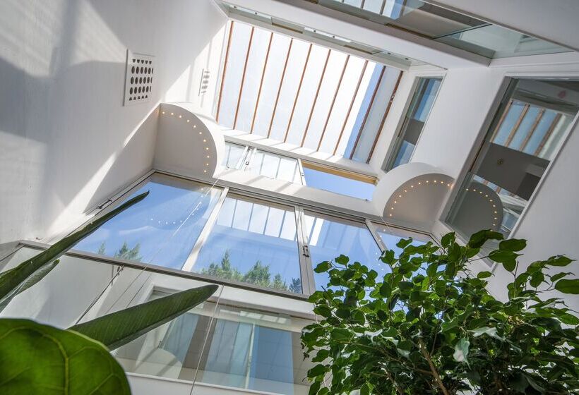 酒店 Kalyves Beach