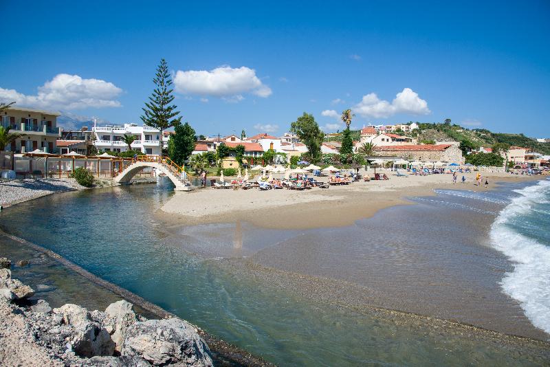 酒店 Kalyves Beach