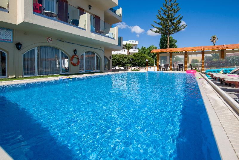 酒店 Kalyves Beach