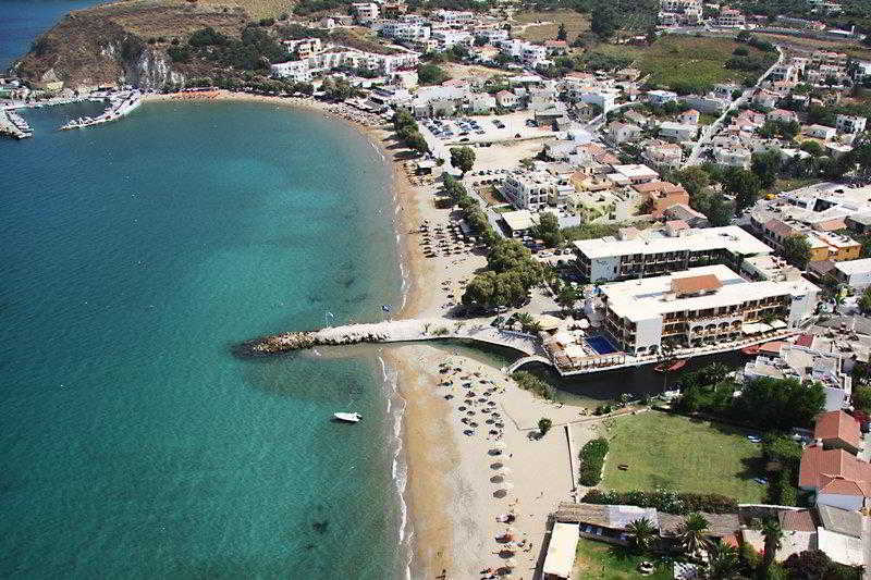 酒店 Kalyves Beach