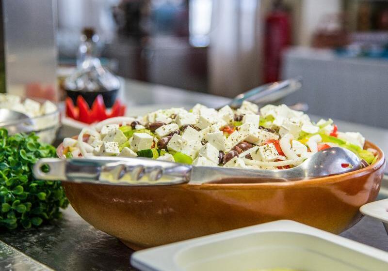 酒店 Kalyves Beach