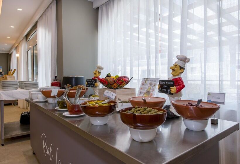 酒店 Kalyves Beach