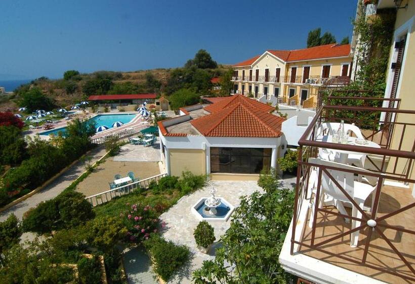 ホテル Karavados Beach