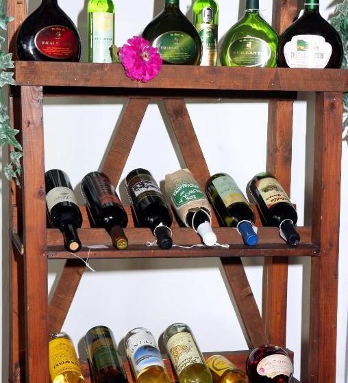 ホテル Karavados Beach