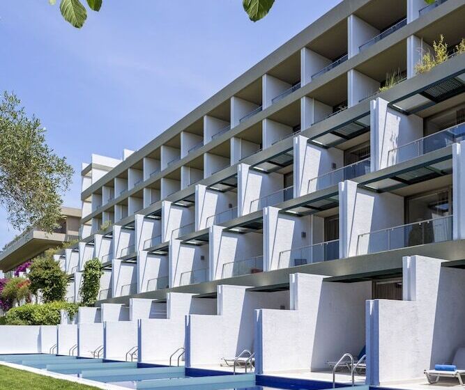 فندق Kontokali Bay Resort & Spa