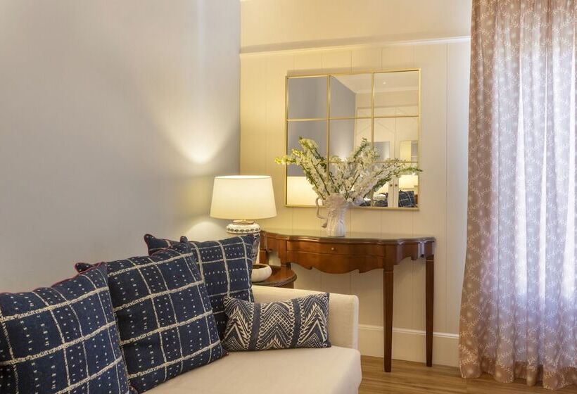 Отель Kouneni Apartments