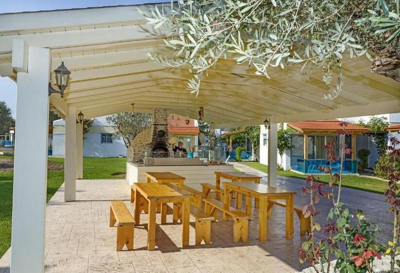 Отель Lydia Maris Resort & Spa