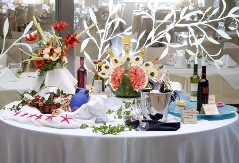 Отель Lydia Maris Resort & Spa