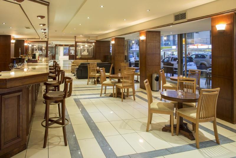 בית מלון כפרי Manousos City