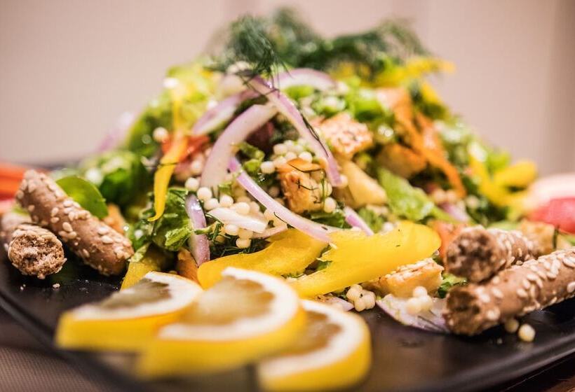 בית מלון כפרי Manousos City