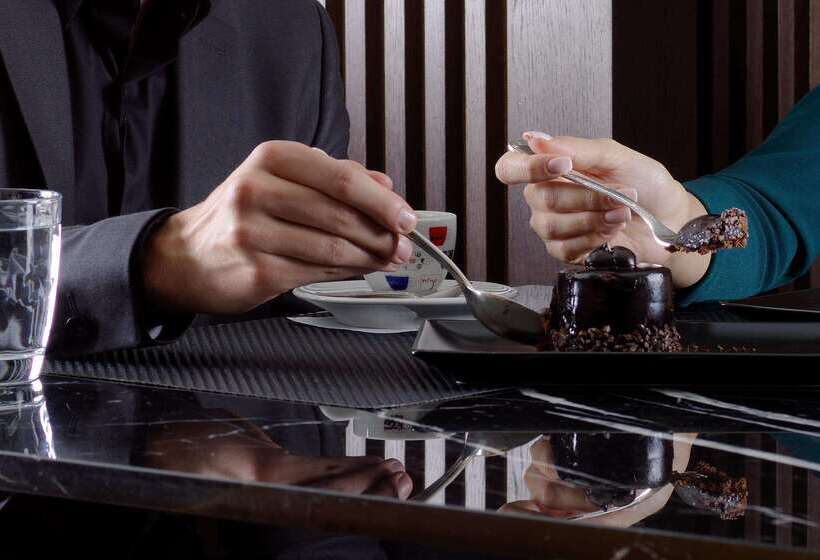 فندق Njv Athens Plaza