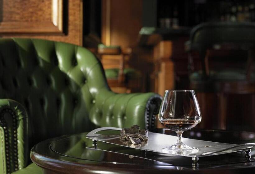 فندق Njv Athens Plaza