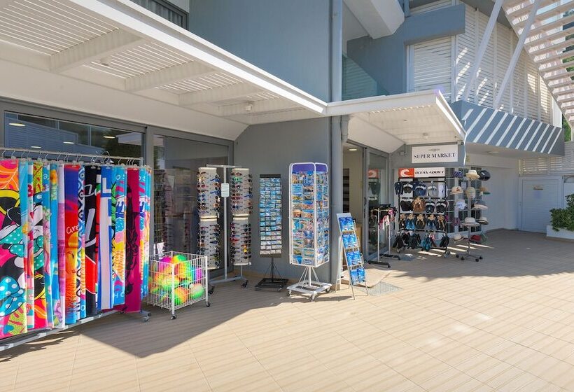 فندق Oceanis Park