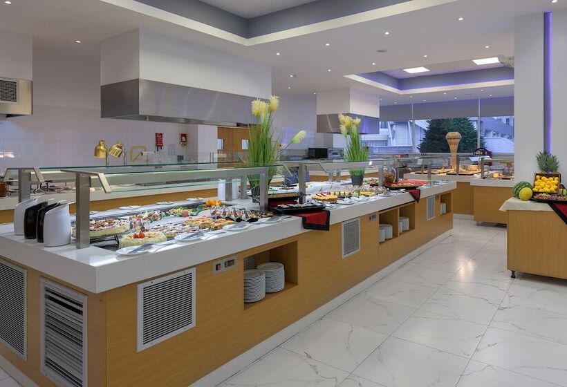 فندق Oceanis Park