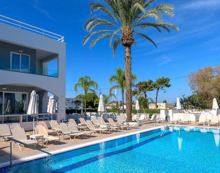 فندق Oceanis Park