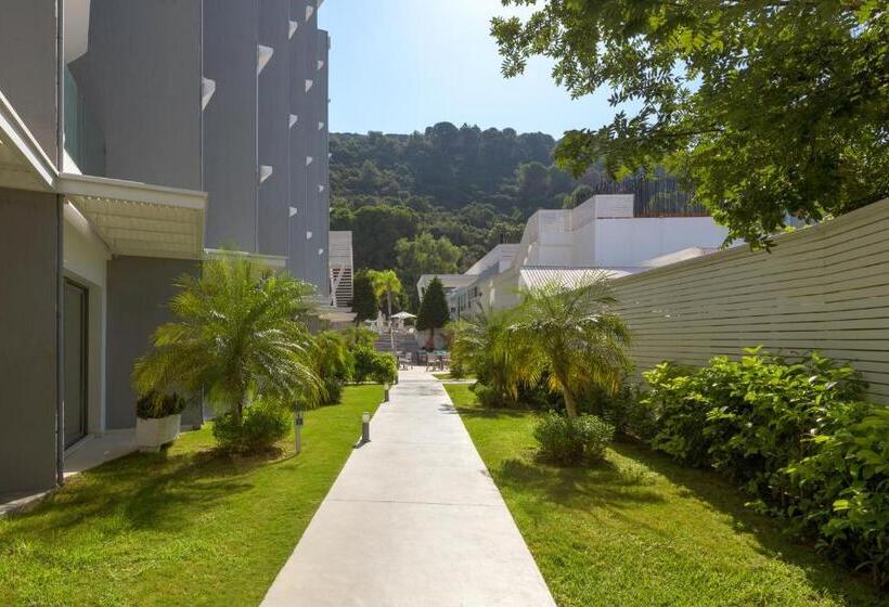 هتل Oceanis Park
