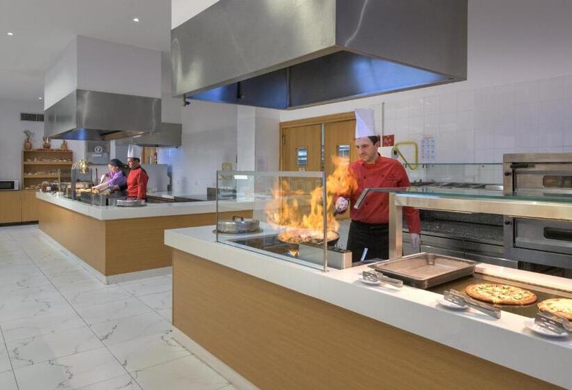 فندق Oceanis Park