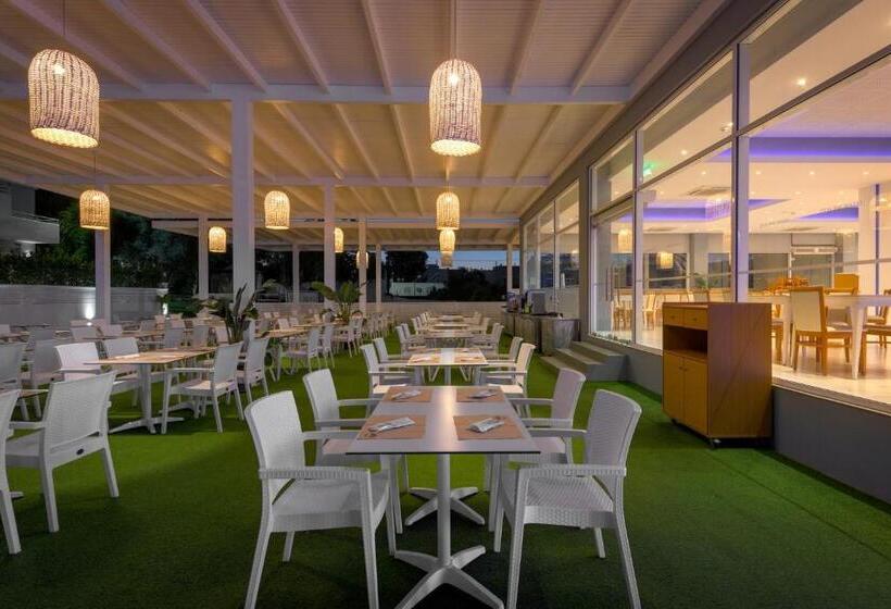 فندق Oceanis Park