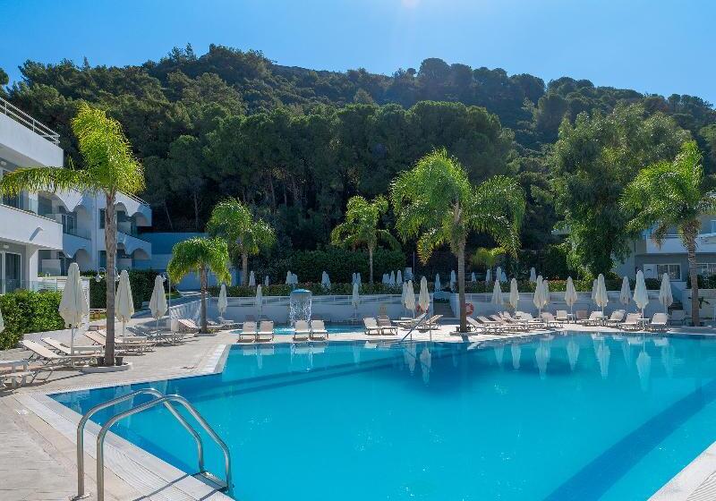 فندق Oceanis Park