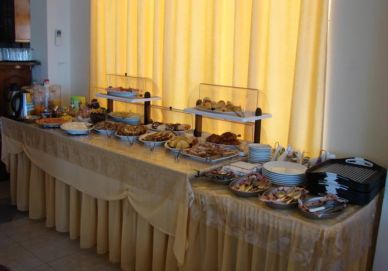 Отель Petit Palais