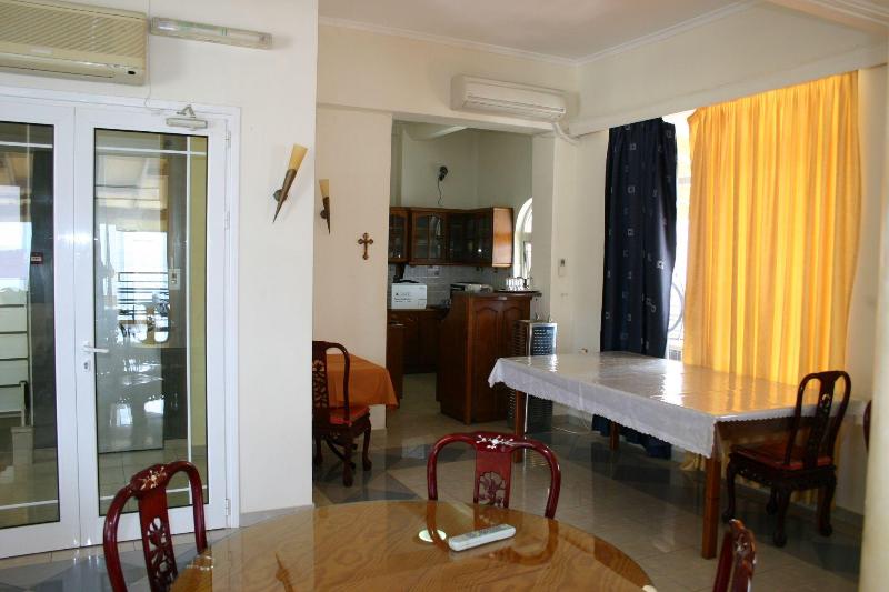 Отель Petit Palais