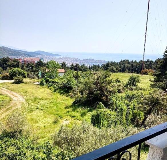 ホテル Philoxenia